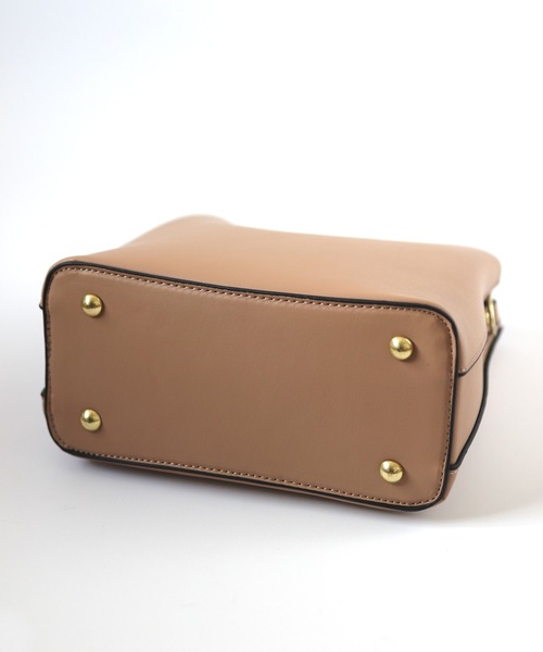 florist（フローリスト）の「【2WAY/3WAY・高見え♪】 レザーライクベルトデザインハンドバッグ/ショルダーバッグ/オフィスバッグ（ハンドバッグ・レディース・オフホワイト/セージグリーン/ピンク/ベージュ/ブラック・FREE）」の16枚目の写真