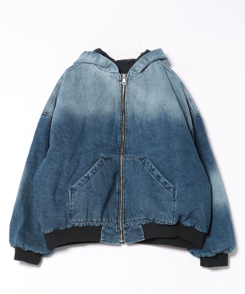 a.p.o.v.(エーピーオービー)の「a.p.o.v. グラデーションウォッシュデニムオーバーサイズ中綿フーディーブルゾン(ダウンジャケット/コート・メンズ・ブラック/ブルー・ONESIZE)」の5枚目の写真