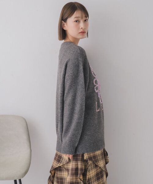 RETRO GIRL(レトロガール)の「リボンヤーン刺繍ニット(ニット/セーター・レディース・ブルー/ナチュラル/チャコールグレー・FREE)」の11枚目の写真