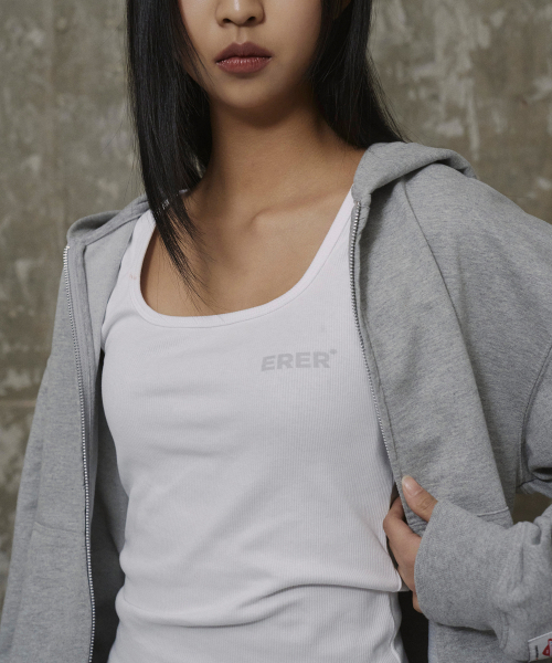 ERER(エルエル)の「Square-neck ribbed sleeveless White(Tシャツ/カットソー・レディース・ホワイト・1/2)」の3枚目の写真