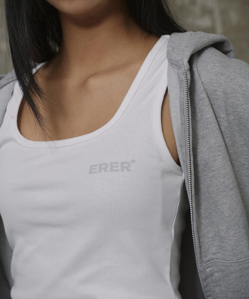 ERER(エルエル)の「Square-neck ribbed sleeveless White(Tシャツ/カットソー・レディース・ホワイト・1/2)」の2枚目の写真