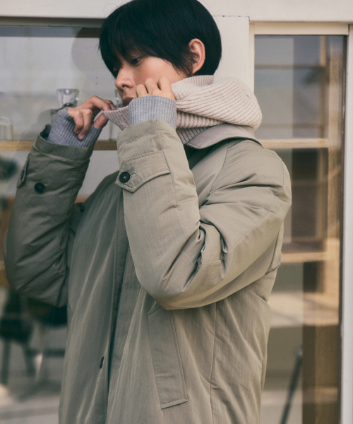 WEDNESDAY OASIS（ウェンズデーオアシス）の「[アトリエエディション] マックトレンチパディングコート_KHAKI(WC25-OT04)（ダウンジャケット/コート・メンズ・カーキ・MEDIUM/LARGE）」の4枚目の写真