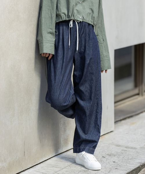 Munich(ミューニック)の「6ozスラブデニムイージーパンツ(デニムパンツ・レディース・ブラック/ライトグレー/インディゴブルー・S/M)」の16枚目の写真