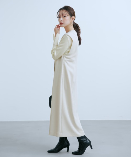 COHINA(コヒナ)の「フロントボタンVネックジャンパースカート 【低身長・小柄女性】(ジャンパースカート・レディース・ベージュ/ブラウン/ホワイト・REGULAR/SHORT)」の6枚目の写真