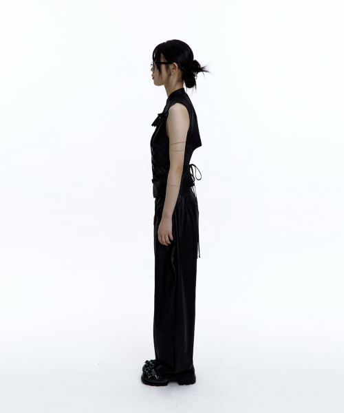 KASHIKO（カシコ）の「Pintuck Asymmetric Trousers Black（その他パンツ・レディース・その他・SMALL/MEDIUM）」の5枚目の写真