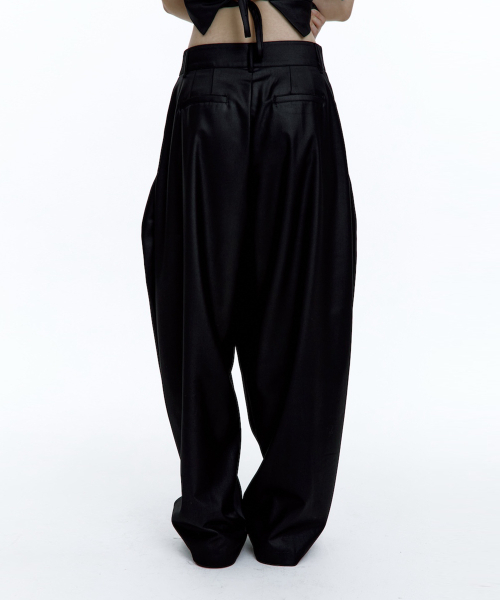 KASHIKO（カシコ）の「Pintuck Asymmetric Trousers Black（その他パンツ・レディース・その他・SMALL/MEDIUM）」の10枚目の写真