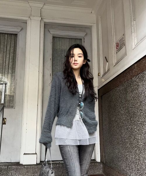 DARLING, YOU'RE BAD(ダーリンユーアーバッド)の「ROSE BOOTS CUT DENIM # BLACK(デニムパンツ・レディース・その他・MEDIUM/SMALL)」の5枚目の写真