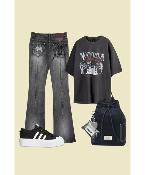 DARLING, YOU'RE BAD(ダーリンユーアーバッド)の「ROSE BOOTS CUT DENIM # BLACK(デニムパンツ・レディース・その他・MEDIUM/SMALL)」の9枚目の写真
