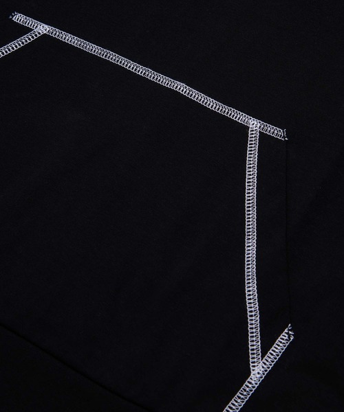 MARNI(マルニ)の「MARNI(マルニ)Kids & Junior ワンポイントブランド半袖Tシャツカットソー(Tシャツ/カットソー・キッズ・ブラック・12Y/10Y/8Y/14Y)」の4枚目の写真