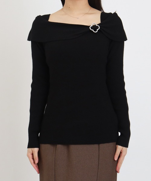 ASTORIA ODIER（アストリアオディール）の「クローバーバックルオフショルニット（ニット/セーター・レディース・ホワイト/ブラウン/ブラック/ワイン・MEDIUM）」の22枚目の写真