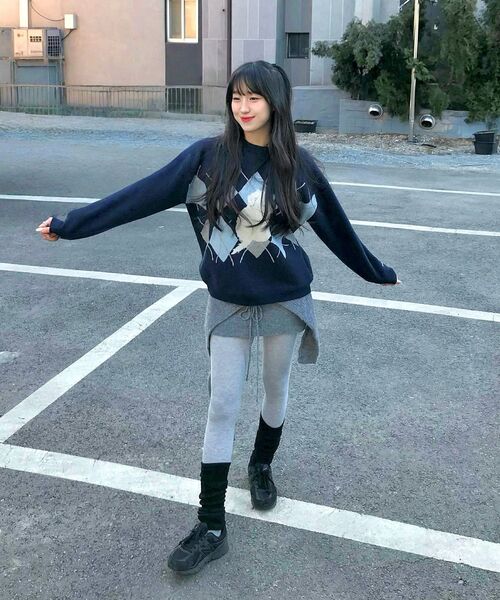 WaiKei(ワイケイ)の「マルチーズ アーガイル クルーネック ニット ブラウン(ニット/セーター・メンズ・その他・1/2)」の12枚目の写真
