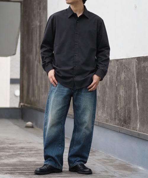 G-STAR(ジースター)の「Clean Oversized Shirt/クリーンオーバーサイズシャツ(シャツ/ブラウス・メンズ・ダークブラック/ホワイト・MEDIUM/X-SMALL/SMALL/XX-SMALL/LARGE/X-LARGE)」の1枚目の写真