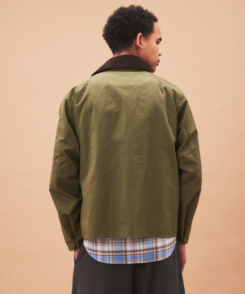 Barbour（バブアー）の「Barbour / バブアー 別注 クロップド オールド ビデール  “ツイル生地”（その他アウター・メンズ・サックスブルー/カーキ/アイボリー・40/38/36）」の21枚目の写真