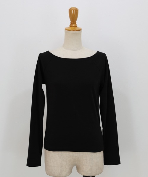 BLUEEAST(ブルーイースト)の「オフショルダーカットソー(Tシャツ/カットソー・レディース・ホワイト系/ブラック/グレー系・MEDIUM)」の18枚目の写真