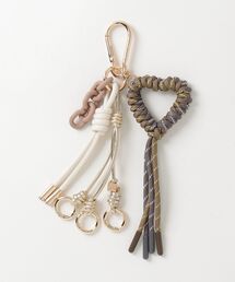 B'2nd（ビーセカンド）の「VIOLAd’ORO (ヴィオラドーロ) バッグチャーム BIANCA / V-5082（キーケース/キーアクセサリー）」