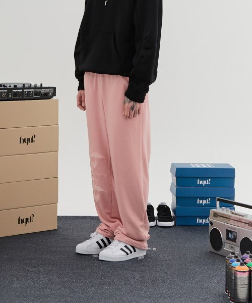 HYUP BY HYUF(ヒュプ・バイ・ヒュプ)の「サイドポケットジョガー-ピンク(スウェットパンツ・メンズ・その他・ONE SIZE)」の2枚目の写真