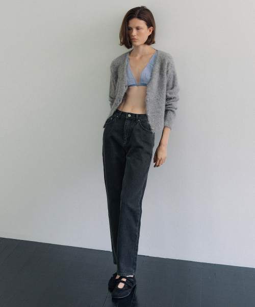 OCTETTE(オテット)の「CLASSIC BOY-FIT COTTON DENIM_BLACK(デニムパンツ・レディース・その他・S/M/L)」の1枚目の写真