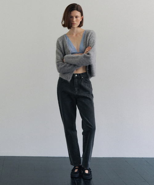 OCTETTE(オテット)の「CLASSIC BOY-FIT COTTON DENIM_BLACK(デニムパンツ・レディース・その他・S/M/L)」の2枚目の写真