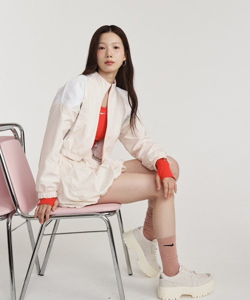 NIKE(ナイキ)の「ナイキ スポーツウェア ウィメンズ ルーズ バブル スカート / Nike Sportswear Women's Loose Bubble Skirt IQ0062-102 Chalk(スカート・レディース・ホワイト系その他2・XL/L/XS/M/S)」の17枚目の写真