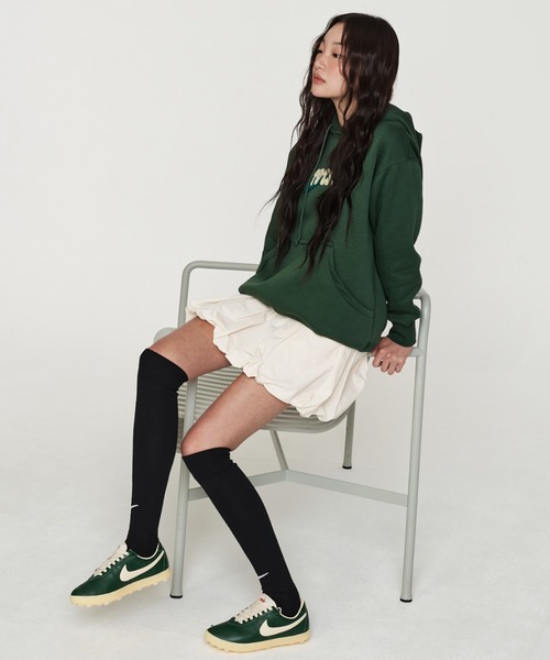 NIKE(ナイキ)の「ナイキ スポーツウェア ウィメンズ ルーズ バブル スカート / Nike Sportswear Women's Loose Bubble Skirt IQ0062-102 Chalk(スカート・レディース・ホワイト系その他2・XL/L/XS/M/S)」の16枚目の写真