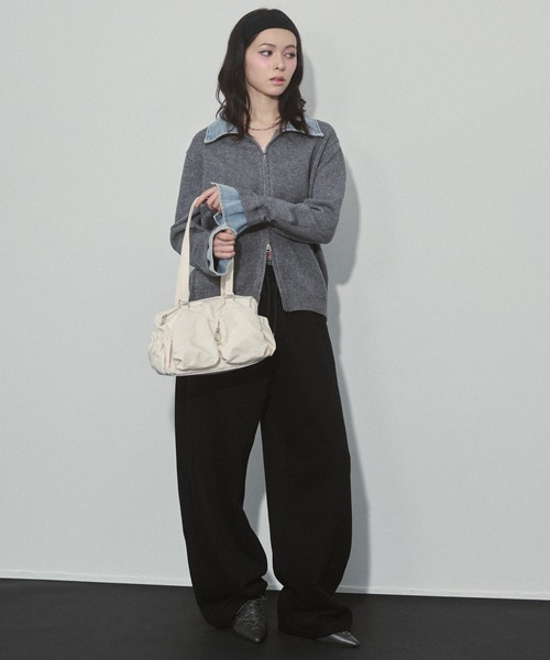 ENVYM（アンビー）の「アウトポケット ギャザー ナイロンバッグ（ハンドバッグ・レディース・ブラウン/ブラック/ホワイト・FREE）」の16枚目の写真