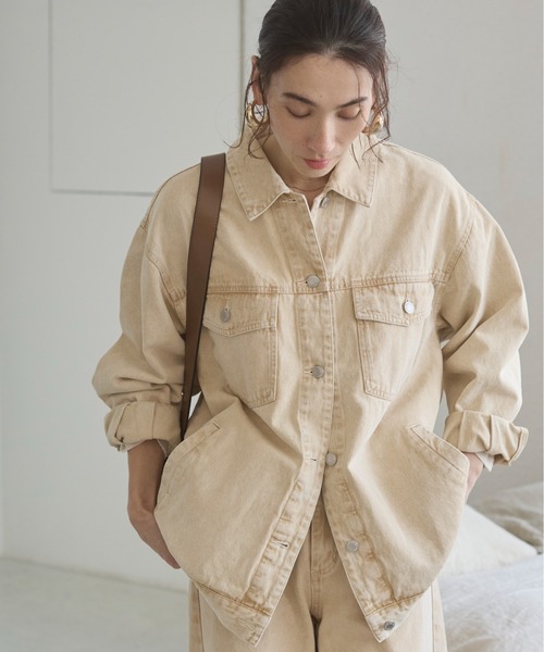 ANGIE（アンジー）の「【セットアップ対応】オーバサイズデニムジャケット / Gジャン（デニムジャケット・レディース・ブルー/ライトグレー/イエロー・FREE）」の10枚目の写真