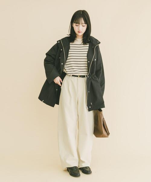 ITEMS URBANRESEARCH（アイテムズ アーバンリサーチ）の「ライトフーディーブルゾン（ブルゾン・レディース・ホワイト系その他/ブラック・FREE）」の11枚目の写真