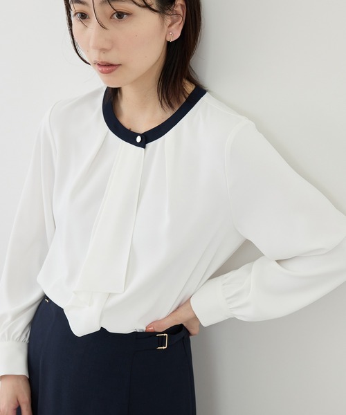 ROPE' PICNIC(ロペピクニック)の「【WEB限定サイズ】配色アソートボウタイブラウス(シャツ/ブラウス・レディース・サックスブルー/ベージュ/ネイビー/ホワイト/ホワイト系その他・S/M/L)」の2枚目の写真
