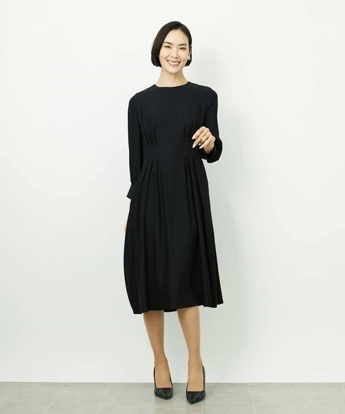 MICHEL KLEIN（ミッシェル・クラン）の「[オケージョン/セレモニー]ドレープワンピース（ワンピース・レディース・ブラック/ネイビー・38）」の12枚目の写真