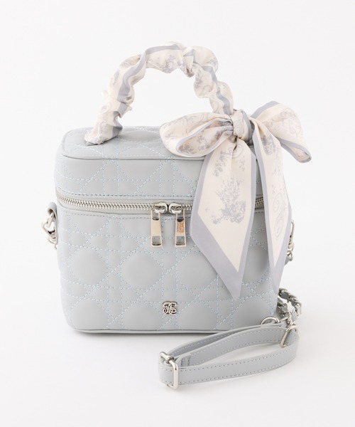 one after another NICE CLAUP（ワンアフターアナザーナイスクラップ）の「ギャザーリボンハンドルキルティングバニティバッグ（ショルダーバッグ・レディース・サックスブルー/ブラック/アイボリー/ピンク・FREE）」の3枚目の写真