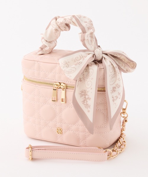 one after another NICE CLAUP（ワンアフターアナザーナイスクラップ）の「ギャザーリボンハンドルキルティングバニティバッグ（ショルダーバッグ・レディース・サックスブルー/ブラック/アイボリー/ピンク・FREE）」の5枚目の写真