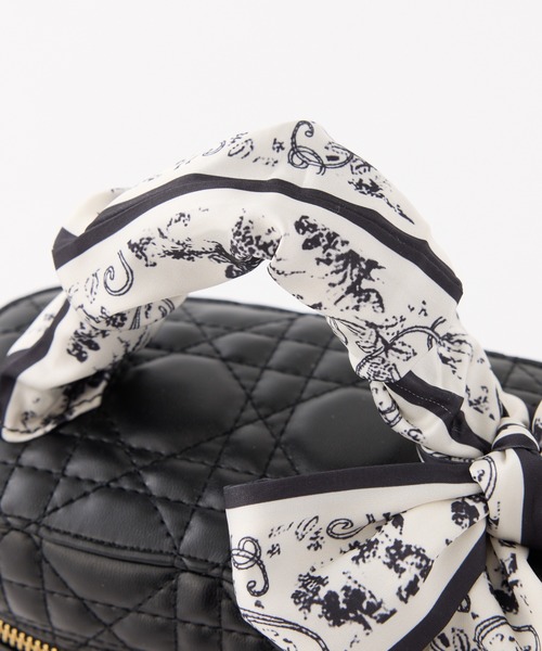 one after another NICE CLAUP（ワンアフターアナザーナイスクラップ）の「ギャザーリボンハンドルキルティングバニティバッグ（ショルダーバッグ・レディース・サックスブルー/ブラック/アイボリー/ピンク・FREE）」の17枚目の写真