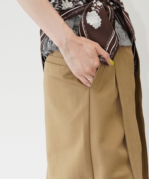 chuclla(チュクラ)の「サイドベルト タックワイドパンツ chw26s111(その他パンツ・レディース・ブラック/ベージュ・M/L/S)」の8枚目の写真