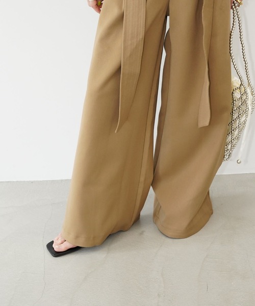 chuclla(チュクラ)の「サイドベルト タックワイドパンツ chw26s111(その他パンツ・レディース・ブラック/ベージュ・M/L/S)」の9枚目の写真