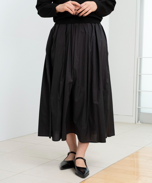 STRAWBERRY-FIELDS（ストロベリーフィールズ）の「シアータフタ_シアータフタギャザータックスカート（スカート・レディース・ブラック/サックスブルー系/ピンク/オフホワイト・2）」の2枚目の写真