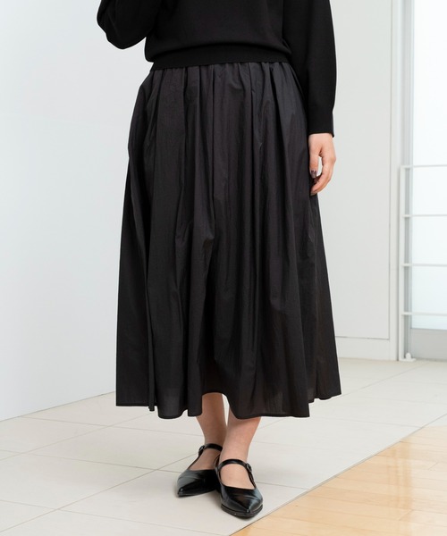 STRAWBERRY-FIELDS（ストロベリーフィールズ）の「シアータフタ_シアータフタギャザータックスカート（スカート・レディース・ブラック/サックスブルー系/ピンク/オフホワイト・2）」の5枚目の写真