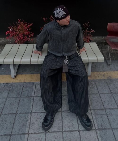 IDWS(アイドンワナセル)の「Aurora Denim Balloon Pants Black(デニムパンツ・レディース・その他・0/1/2)」の2枚目の写真