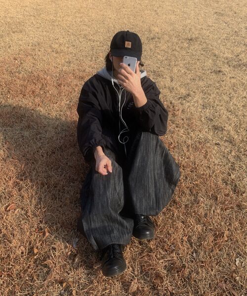 IDWS(アイドンワナセル)の「Aurora Denim Balloon Pants Black(デニムパンツ・レディース・その他・0/1/2)」の4枚目の写真