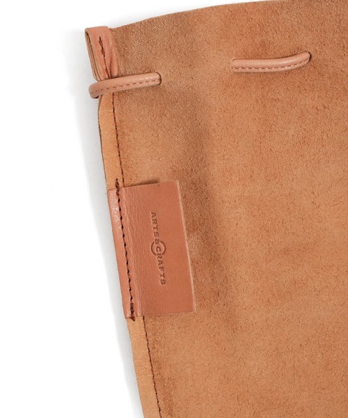 STANDARD SUPPLY(スタンダードサプライ)の「アーツアンドクラフツ / HORSE LEATHER ホースレザー / DROP SHAPE POUCH S ドロップシェイプポーチS(ショルダーバッグ・レディース・チョコ/ブラック/タン・FREE)」の12枚目の写真