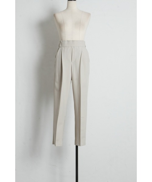 &. NOSTALGIA（アンドドットノスタルジア）の「美シルエットテーパードパンツ（セットアップ）（スラックス・レディース・ネイビー/ベージュ/ブラック・M）」の19枚目の写真