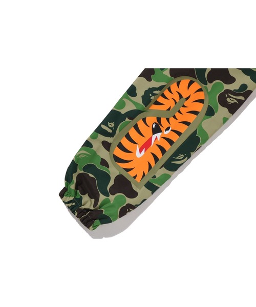 A BATHING APE（アベイシングエイプ）の「ABC CAMO SHARK HOODIE JACKET（ミリタリージャケット・メンズ・ブルー/グリーン・X-LARGE/MEDIUM/SMALL）」の12枚目の写真