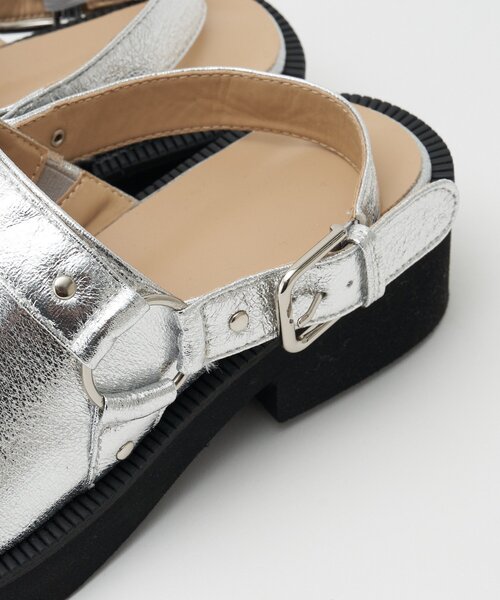 CIAOPANIC（チャオパニック）の「ストラップレザーサボ（その他シューズ・レディース・シルバー/ブラウン・MEDIUM/SMALL/LARGE）」の9枚目の写真