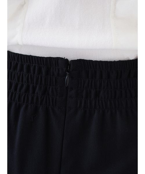 SNIDEL（スナイデル）の「Sustainableドレープマーメイドスカート（スカート・レディース・カーキ/ブラック/アイボリー・1/0）」の12枚目の写真