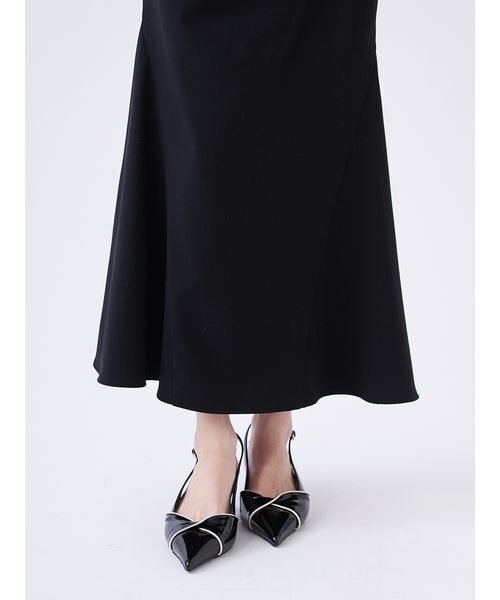 SNIDEL（スナイデル）の「Sustainableドレープマーメイドスカート（スカート・レディース・カーキ/ブラック/アイボリー・1/0）」の13枚目の写真