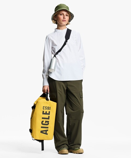 AIGLE（エーグル）の「UVカット SOLOTEX ソフトストレッチ ハーフプラケット ノーカラーエレガントシャツ（シャツ/ブラウス・レディース・ホワイト/ダークネイビー・36/38）」の18枚目の写真