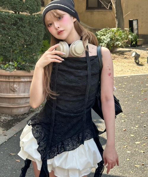 RAY CASSIN(レイカズン)の「タイ付サイドフリルキャミソール(キャミソール・レディース・ブラック系その他2/ホワイト系その他2/ベージュ系その他2・FREE)」の11枚目の写真