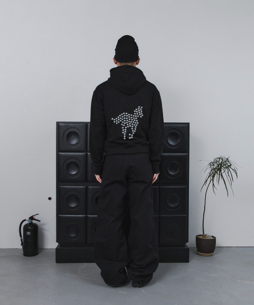 TANSANMAGNESIUM(タンサン マグネシウム)の「ビッグボタンポニーホットフィックスフードジップアップ(ブラック)(パーカー・レディース・その他・1/2/3)」の9枚目の写真