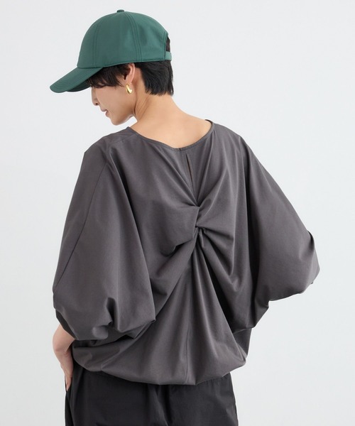 BARNYARDSTORM(バンヤードストーム)の「BARNYARDSTORM / バックツイストプルオーバー【接触冷感 / 吸水速乾】(Tシャツ/カットソー・レディース・ホワイト/イエロー/チャコールグレー/ブラウン・FREE)」の13枚目の写真