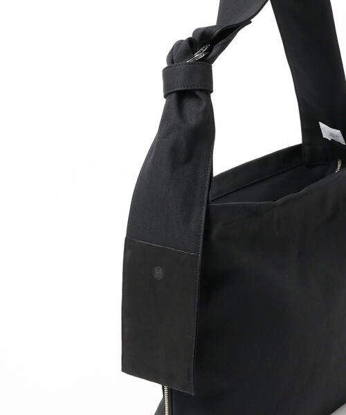 yorozu(ヨロズ)の「【別注】yorozu / TASUKI SHOULDER(ショルダーバッグ・メンズ・ブラック・ONE SIZE)」の6枚目の写真