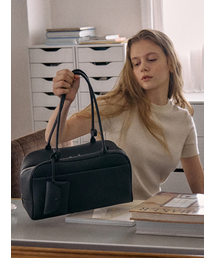 DEMERIEL（ドゥメリエル）の「Elena Boston Bag Medium Black（ショルダーバッグ）」